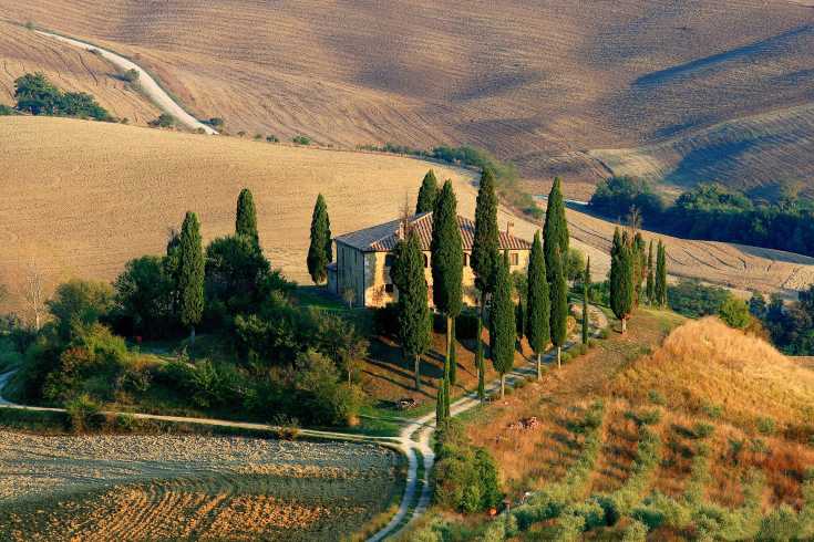 Tuscan decor for home comes from Tuscany in Italy